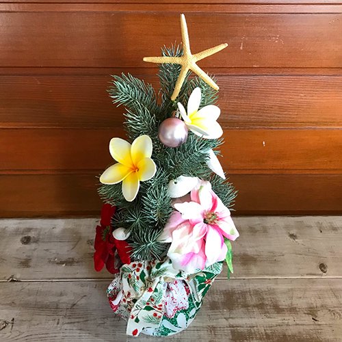 Napuaxlani Hawaii リゾートクリスマス ハワイを感じる クリスマスツリーフラワーアレンジメント サイズ ｌｏｒｓ 個数限定 ハワイアン雑貨 プルメリアやハワイ植物の通販専門店 Lani Hawaii ラニハワイ