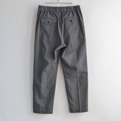 tilt the authentics (チルト ザ オーセンティクス)2Tuck Comfort Pants PT02-Dark  Grey-floatGALLERY