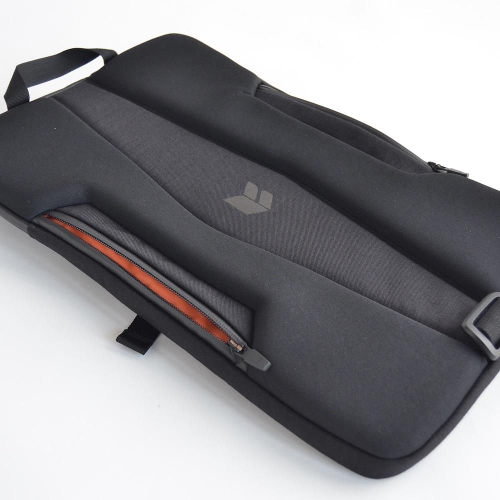 CODE OF BELL（コードオブベル） ANNEX LAPTOP CASE - float