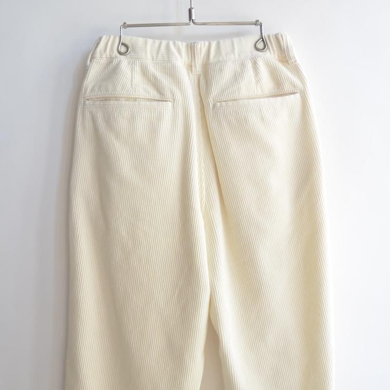 STILL BY HAND（スティル バイ ハンド）Garment-dye corduroy