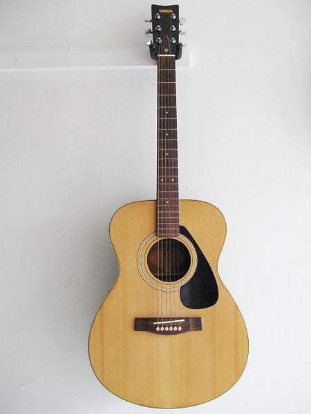 yamaha fg 152