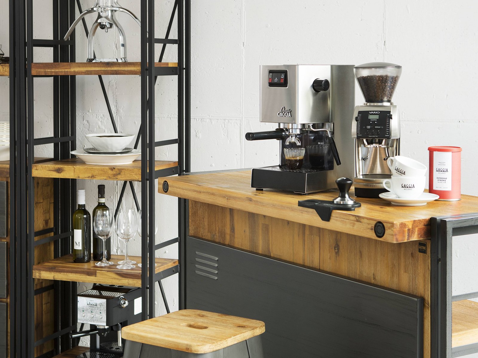 GAGGIA ガジア セミオートエスプレッソマシン Classic クラシック<img class='new_mark_img2' src='https://img.shop-pro.jp/img/new/icons34.gif' style='border:none;display:inline;margin:0px;padding:0px;width:auto;' />