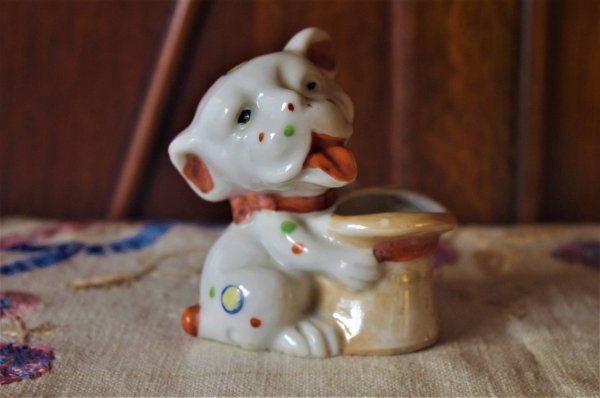 オキュパイド　ジャパン　陶器　犬の入れ物