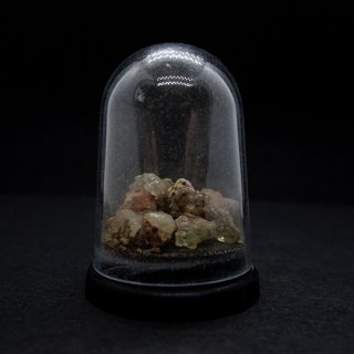 鉱物標本（玉滴石）A