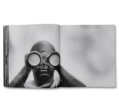 Incoming: Richard Mosse