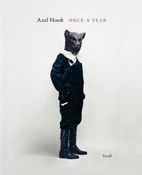 <B>Once a Year</B> <br>Axel Hoedt
