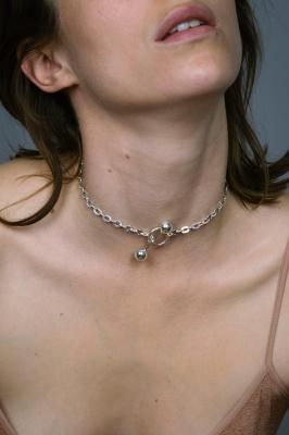 <img class='new_mark_img1' src='https://img.shop-pro.jp/img/new/icons56.gif' style='border:none;display:inline;margin:0px;padding:0px;width:auto;' />Saskia Diez Barbelle Choker (Silver)