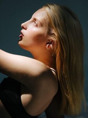 Saskia Diez DOUBLE PEARL EARCUFF