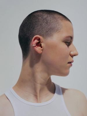 Saskia Diez / PYRAMIDE EARCUFF