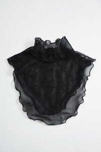 <img class='new_mark_img1' src='https://img.shop-pro.jp/img/new/icons8.gif' style='border:none;display:inline;margin:0px;padding:0px;width:auto;' />TEDDY TULLE DETATCHABLE COLLAR(Sheer Black)  / 付け襟