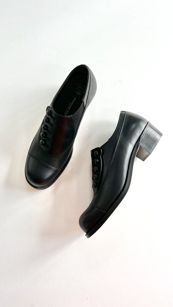 Buttoned Shoes / BEAUTIFUL SHOES by TOSHINOSUKE TAKEGAHARA