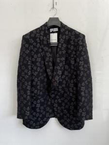 <img class='new_mark_img1' src='https://img.shop-pro.jp/img/new/icons8.gif' style='border:none;display:inline;margin:0px;padding:0px;width:auto;' />ANARCHIST TAILOR BLACK FLOWER JACKET