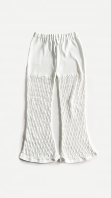<img class='new_mark_img1' src='https://img.shop-pro.jp/img/new/icons8.gif' style='border:none;display:inline;margin:0px;padding:0px;width:auto;' />KAYLE / MESH KNIT PANTS(White)