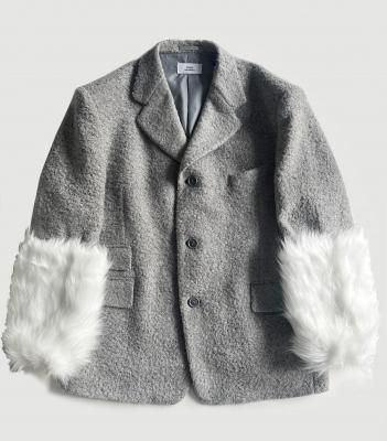 <img class='new_mark_img1' src='https://img.shop-pro.jp/img/new/icons8.gif' style='border:none;display:inline;margin:0px;padding:0px;width:auto;' />TEDDY / Short Haired Fur Jacket(Grey)