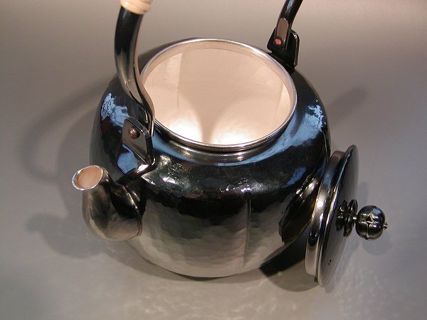 当日発送分 茶器・茶道具 銀瓶 阿古陀型 湯沸 銀仕上、秀峰堂作、化粧 
