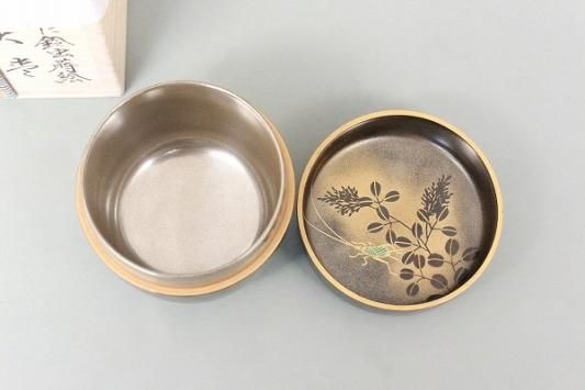 茶道具 大棗、 萩に鈴虫蒔絵 内銀地、 輪島塗 伝統工芸士 米本 匠伯 作