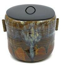 【茶道具】亀井楽山作 高取耳付水指 裏千家 鵬雲斎大宗匠箱書 茶道具】亀井楽山作 高取耳付水指 裏千家 鵬雲斎大宗匠箱書