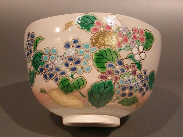 茶道具　抹茶茶碗　色絵　紫陽花（あじさい）、京焼　東福窯　中村能久（よしひさ）作　桐共箱■新品■ - 茶道具　販売の佐藤大観堂　オンラインショップ