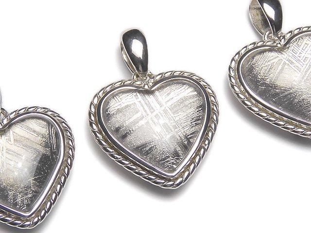 メテオライト(ムオニナルスタ隕石) 裏面デザイン付きハート型ペンダントトップ20×18×8mm SILVER925製の画像
