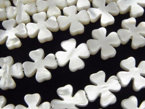 高品質ホワイトシェル(白蝶貝) フラワーモチーフ13×13×3mm 1/4連~1連(約38cm)の画像