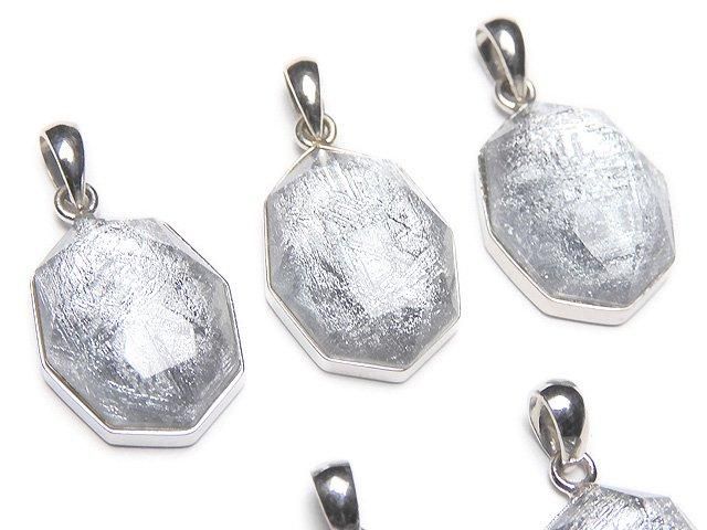 メテオライト(ムオニナルスタ隕石) 八角形型ペンダントトップ16×12×7mm SILVER925製の画像