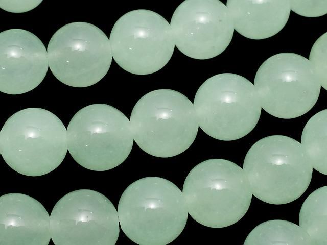 パステルグリーンカラージェード(クリアタイプ) ラウンド10mm 1連(約35cm)の画像