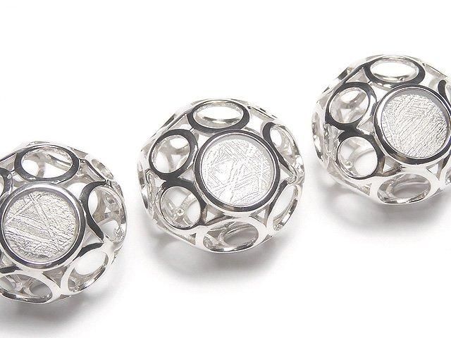 メテオライト(ムオニナルスタ隕石) 透かし型ペンダントトップ20×20×15mm SILVER925製 1個の画像