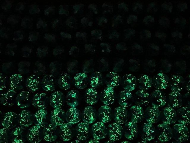 【動画】とんぼ玉 ラウンド12mm 【ピンク×シルバー×ブラック/蓄光タイプ】 1/4連~1連(約34cm) サムネイル3