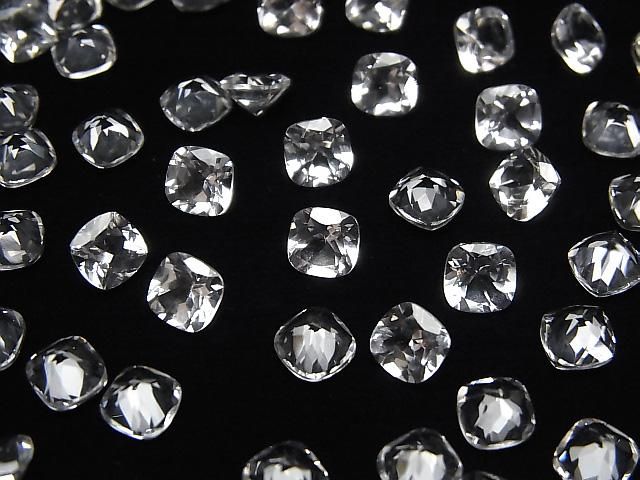 【動画】宝石質ダンビュライトAAA ルース スクエアファセットカット6×6mm 1粒 サムネイル4