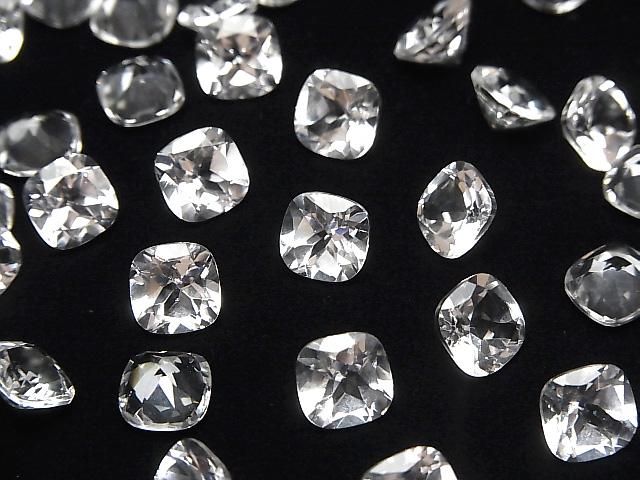 【動画】宝石質ダンビュライトAAA ルース スクエアファセットカット8×8mm 1粒 サムネイル4