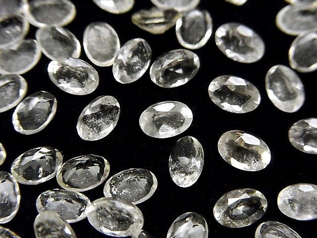 【動画】宝石質リビアングラスAAA ルース オーバルファセットカット6×4mm 2粒 サムネイル3