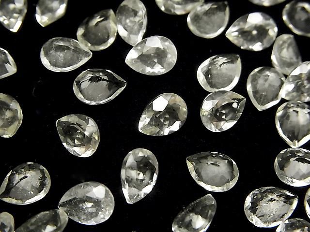 【動画】宝石質リビアングラスAAA ルース ペアシェイプファセットカット8×6mm 1粒の画像