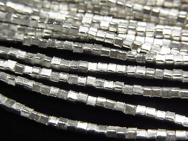 カレンシルバー キューブ1.5×1.5×1.5mm ホワイトシルバー 1/4連~1連(約68cm)の画像