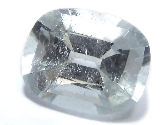 【動画】【1点もの】宝石質アンブリゴナイト ルース ファセットカット 1粒 NO.80の画像
