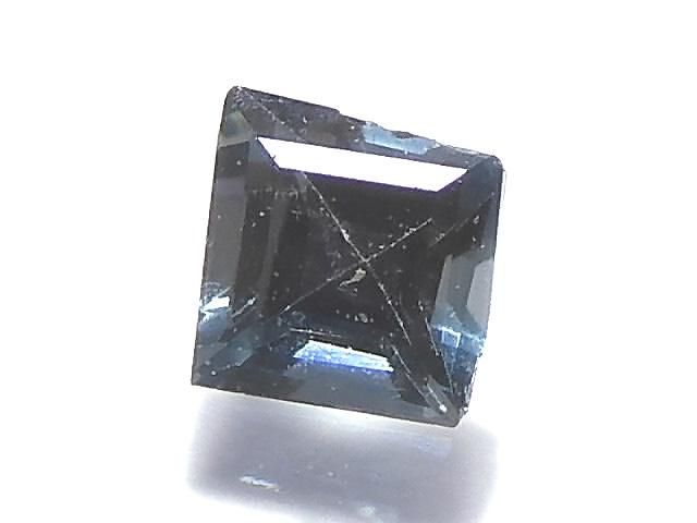 【動画】【1点もの】宝石質サファリン ルース ファセットカット 1粒 NO.47の画像