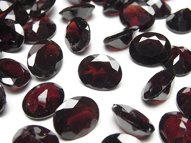 【動画】宝石質モザンビーク産ガーネットAAA- ルース オーバルファセットカット12×10mm 1粒の画像