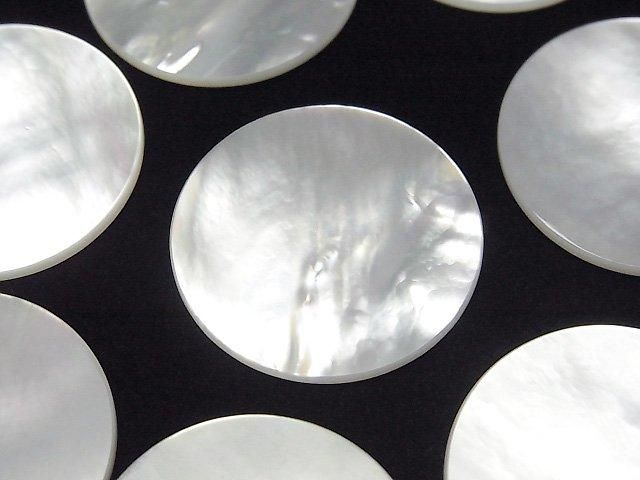 【動画】高品質ホワイトシェル(白蝶貝)AAA 穴なしフラットコイン25×25mm 1枚の画像