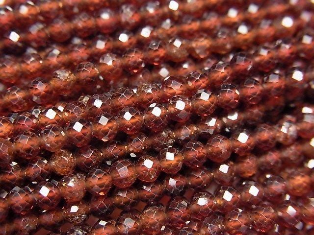 【動画】【素晴らしい輝き】ヘソナイトAAA- ラウンドカット3mm 【ダークカラー】 1連(約37cm)の画像