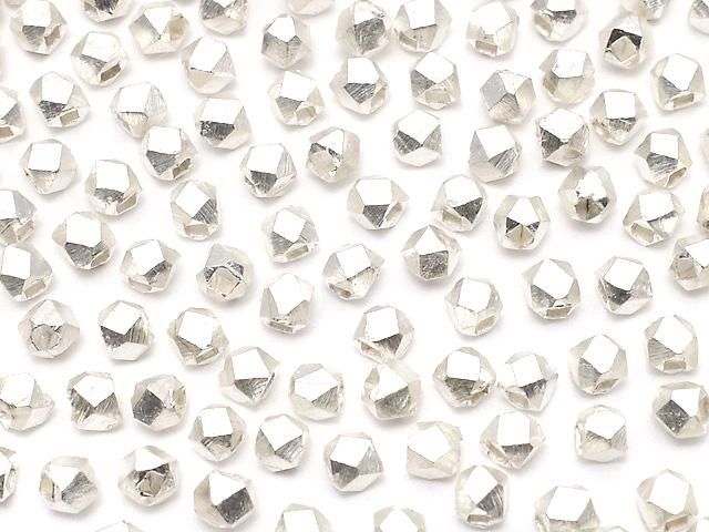 カレンシルバー キューブカット2.5×2.5×2.5mm ホワイトシルバー 10粒の画像