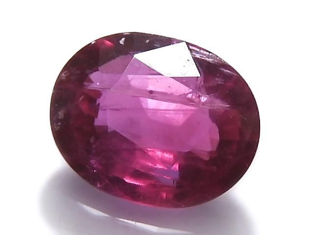 【動画】【1点もの】宝石質ルビーAAA- ルース ファセットカット 1粒 NO.11の画像
