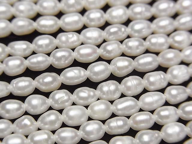 【動画】淡水真珠AA+ ライス4×3×3mm ホワイト 1連(約35cm)の画像