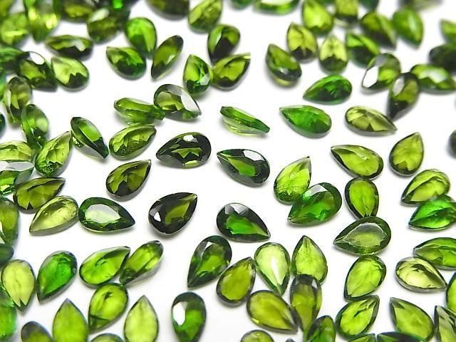 【動画】宝石質クロムダイオプサイドAAA- ルース ペアシェイプファセットカット5×3mm 3粒の画像