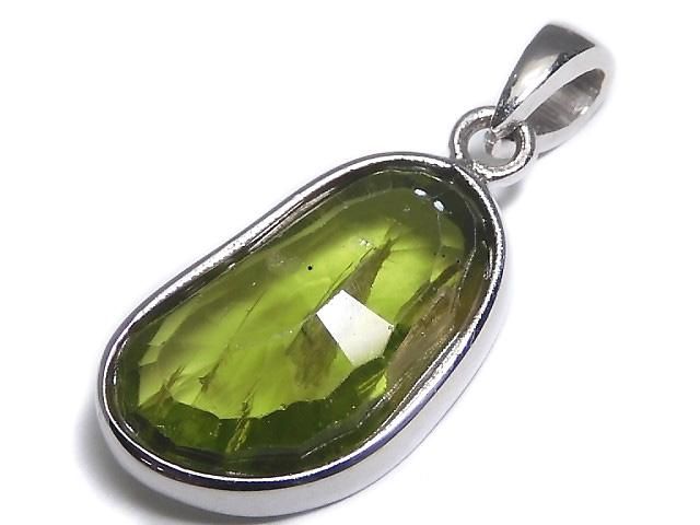 【動画】【1点もの】宝石質ペリドットAAA- カット入りペンダントトップ SILVER925製 NO.52の画像