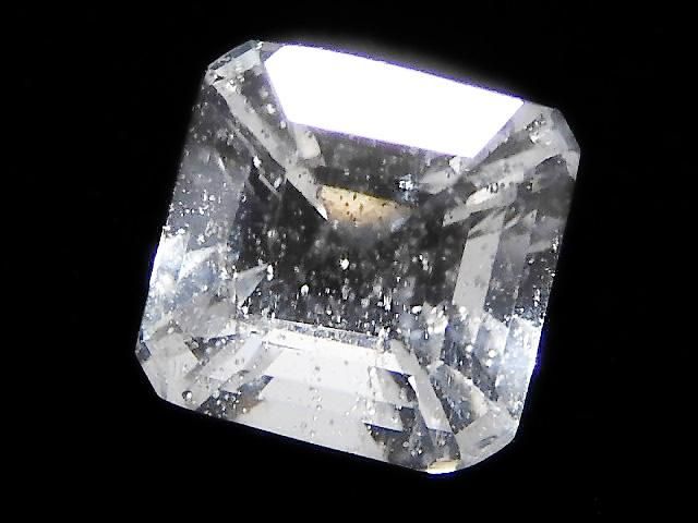 【動画】【1点もの】フェナカイト ルース ファセットカット 1粒 NO.58の画像