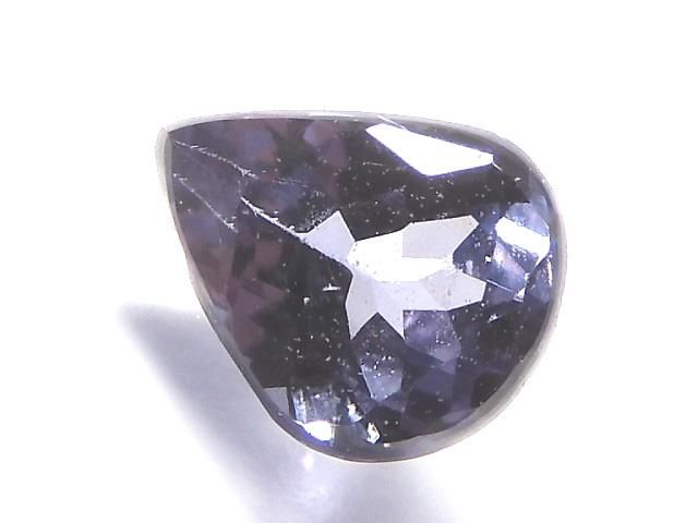 【動画】【1点もの】宝石質ベキリーブルーガーネット ルース ファセットカット 1粒 NO.21の画像