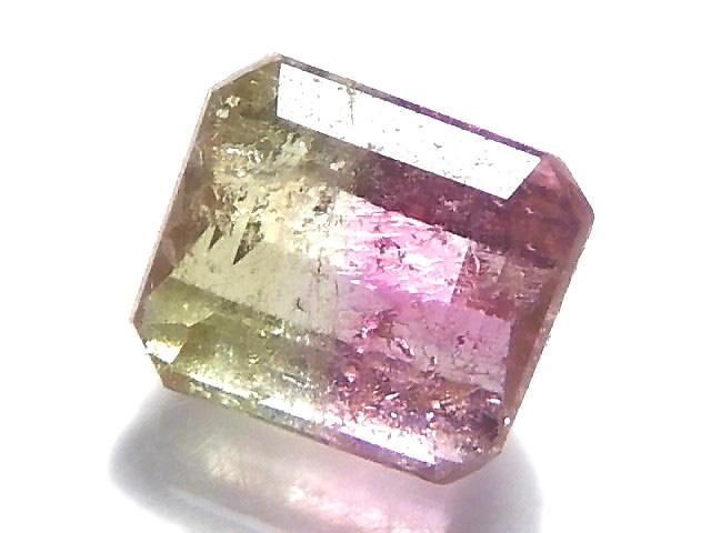 1075.天然石　トルマリン　手染めビーズ　正月カラー　じゃれ猫　レジン　根付け ハンドメイド 琉球ガラス 海月/クラゲ じゃれ猫 レジン