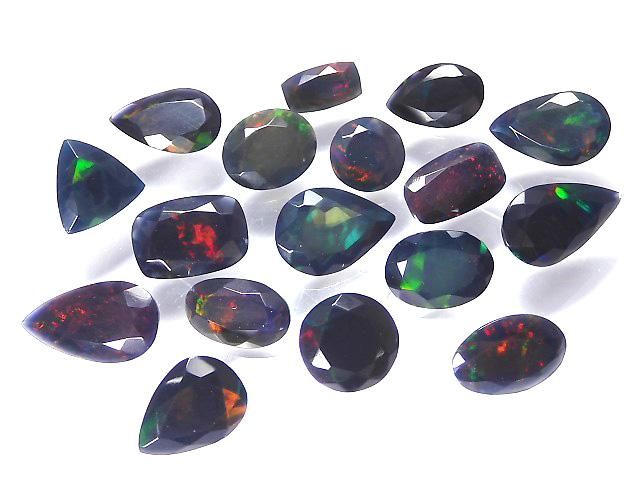 【動画】【1点もの】宝石質ブラックオパールAAA ルース ファセットカット 17粒セット NO.1の画像