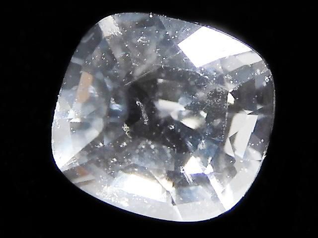【動画】【1点もの】フェナカイト ルース ファセットカット 1粒 NO.41の画像