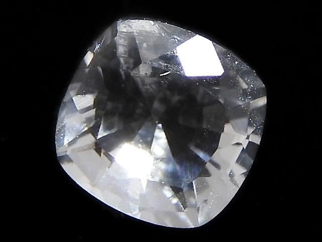 【動画】【1点もの】フェナカイト ルース ファセットカット 1粒 NO.61の画像