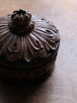 スウェーデン 古い木箱 スウェーデン 古い木箱